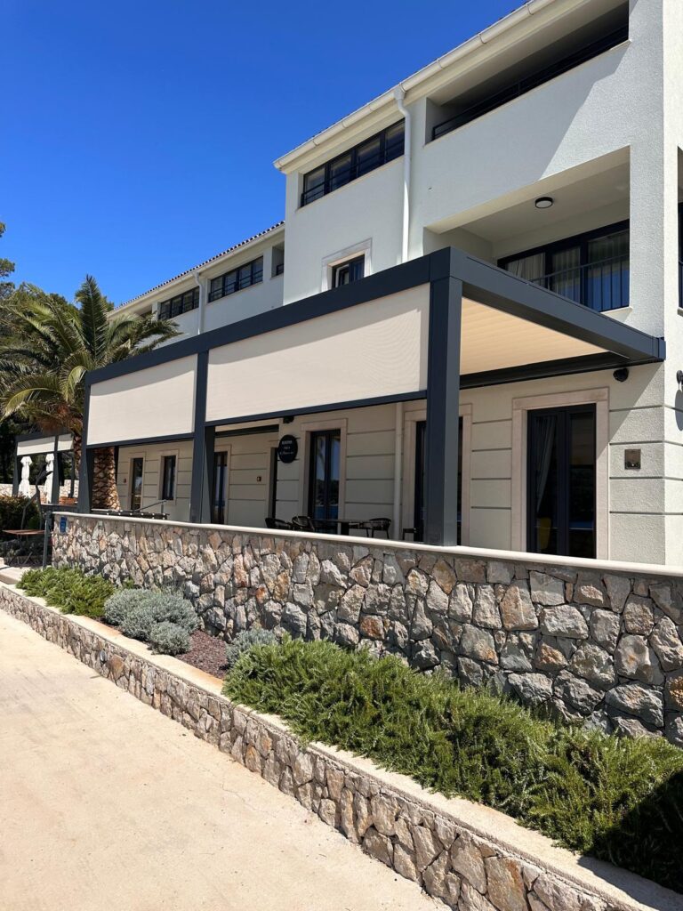 bocno zatvaranje tendacom