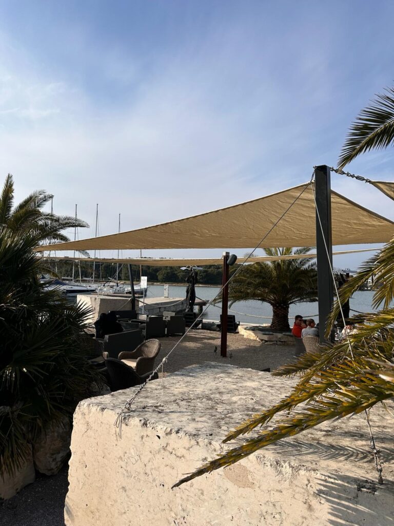 Predivna jedra tendacom 