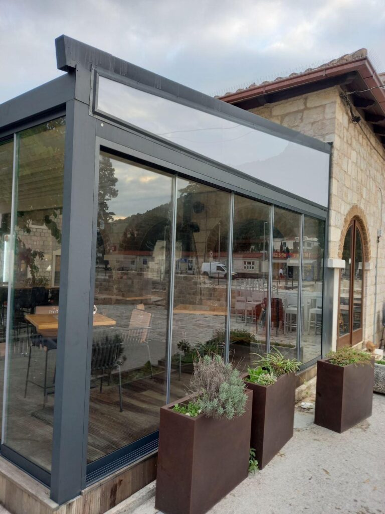 bocno zatvaranje tendacom